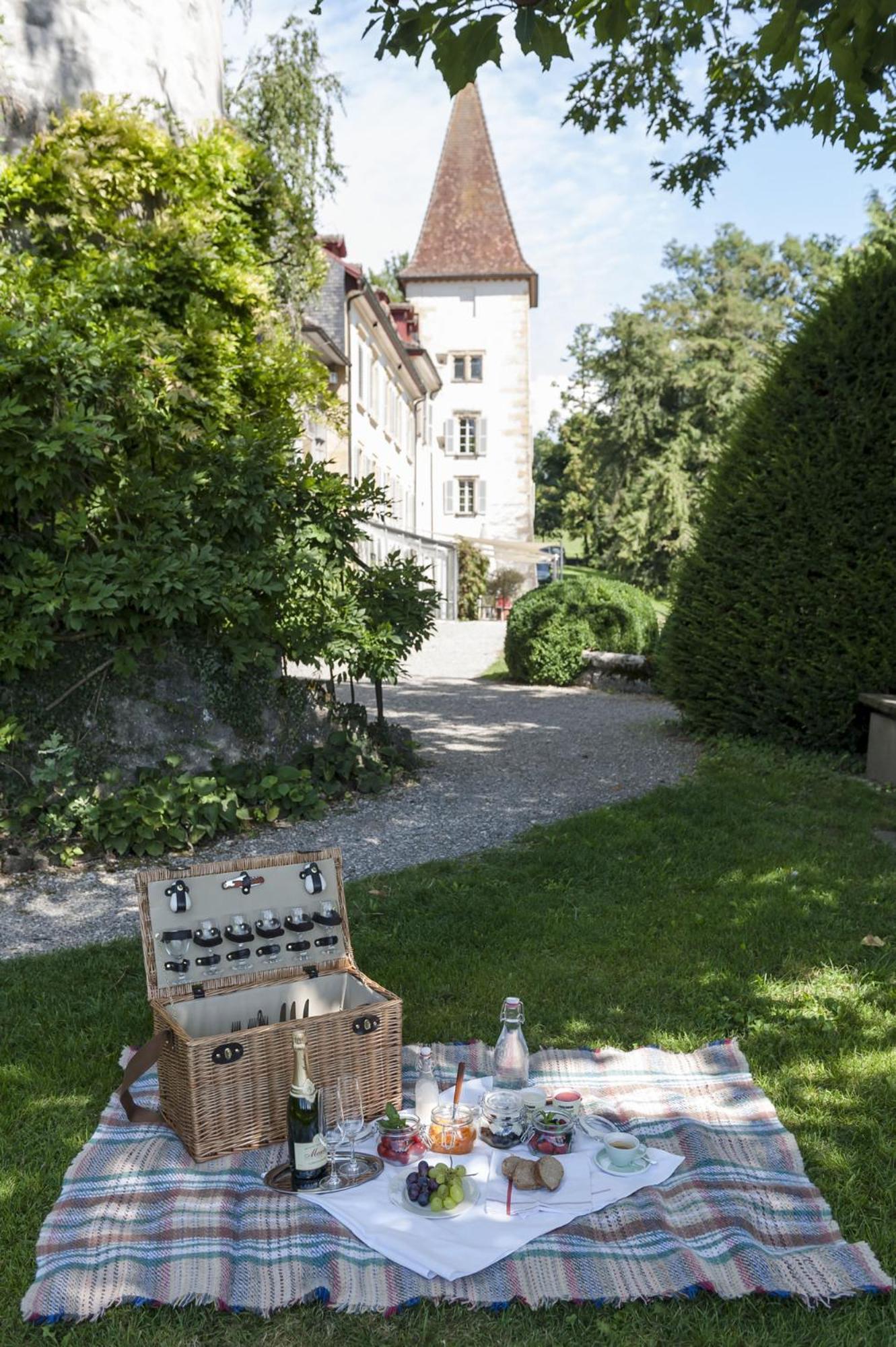 Schloss Muenchenwiler Murten Zewnętrze zdjęcie